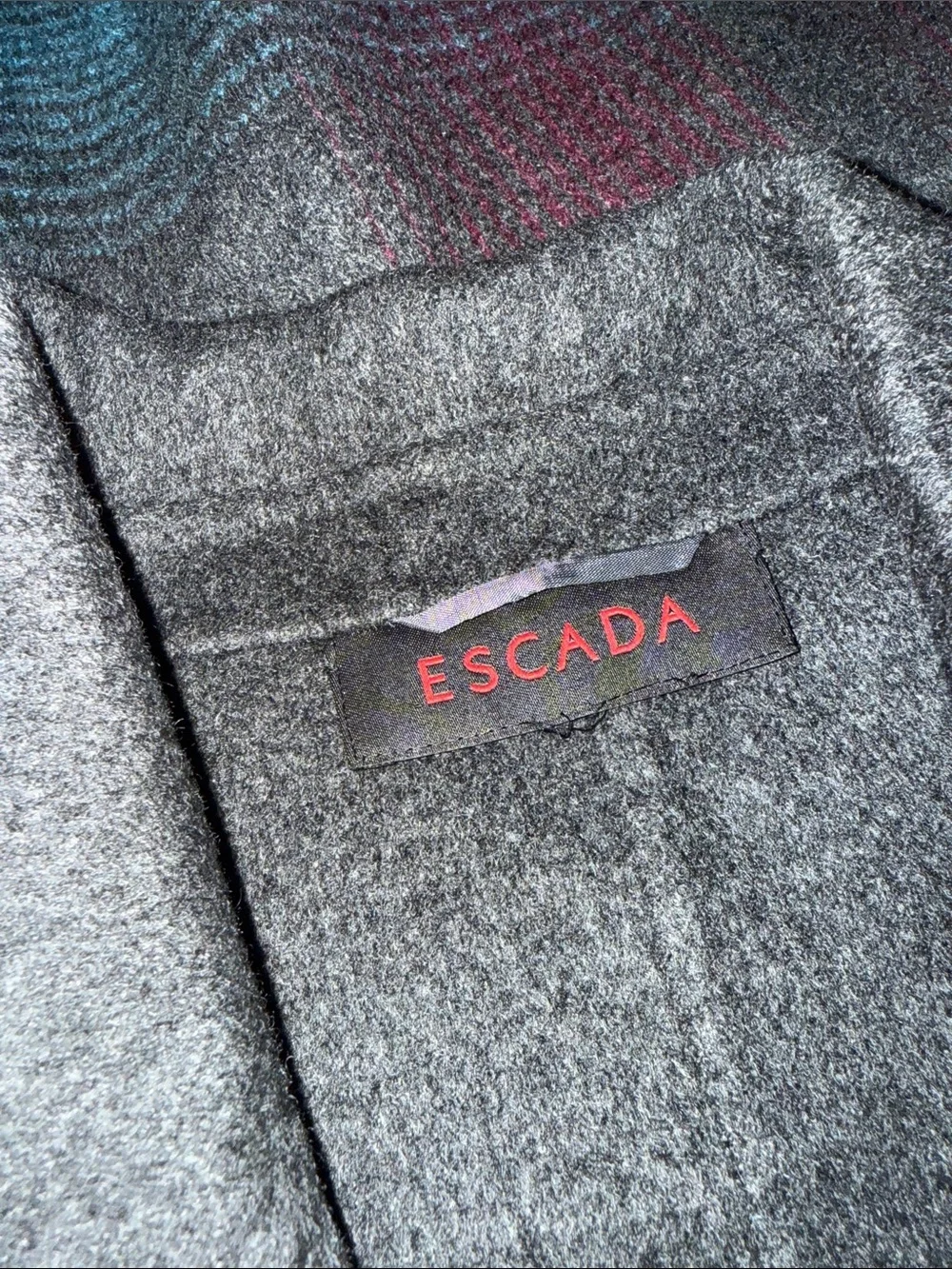ESCADA 100% Cashmere Plaid Blazer Jacket Gray Burgundy Blue Ombre Vintage